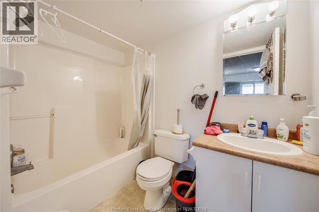 3000 Sandwich Street Unit# 414, Windsor, Ontario  N9C 4G3 - Photo 29 - 26014306