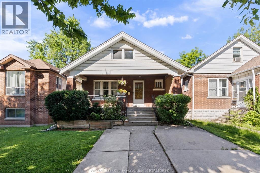 703 Randolph, Windsor, Ontario  N9B 2T7 - Photo 1 - 26014760
