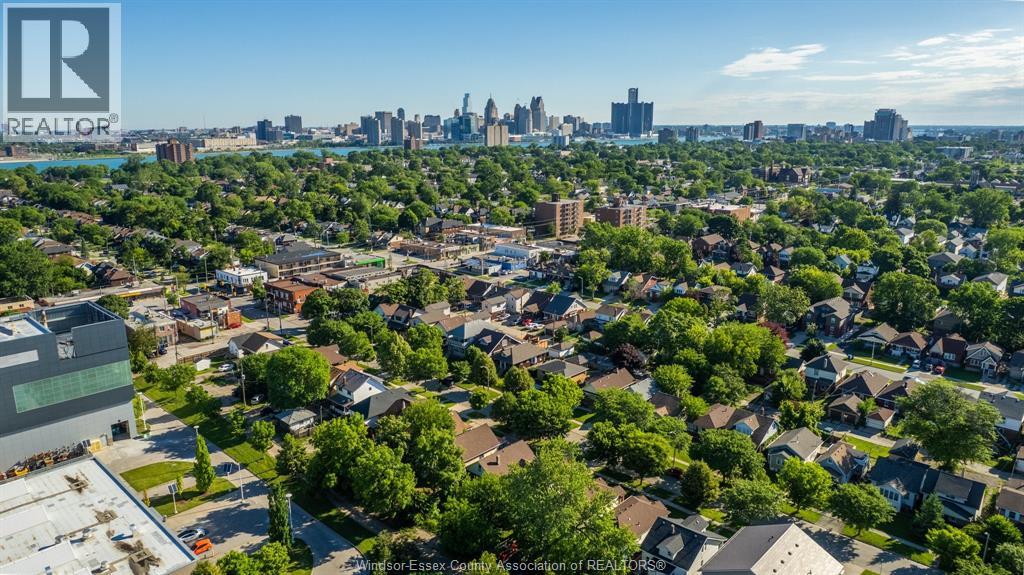 703 Randolph, Windsor, Ontario  N9B 2T7 - Photo 18 - 26014760