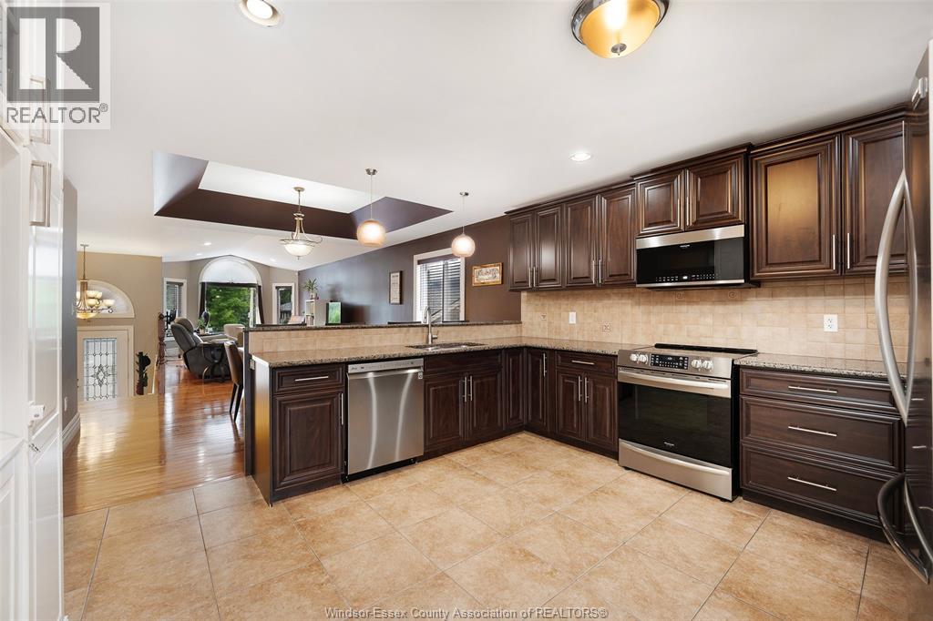 3998 Cosenza Street, Windsor, Ontario  N9G 0A5 - Photo 14 - 26014745
