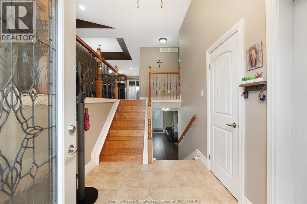 3998 Cosenza Street, Windsor, Ontario  N9G 0A5 - Photo 5 - 26014745