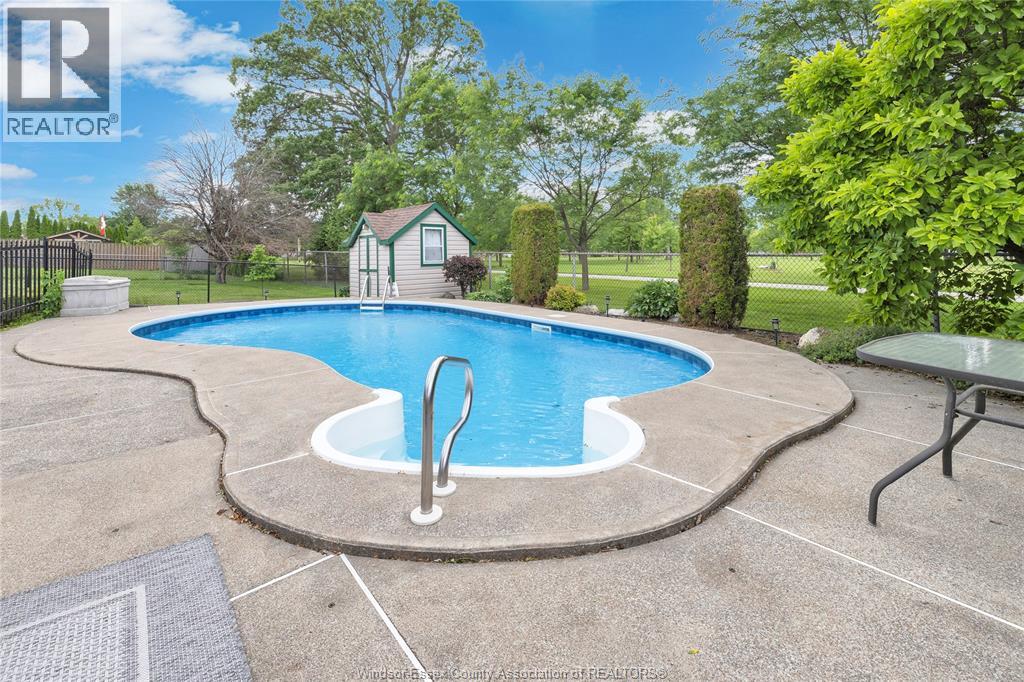 555 Michael Drive, Tecumseh, Ontario  N8N 4N1 - Photo 32 - 26014787
