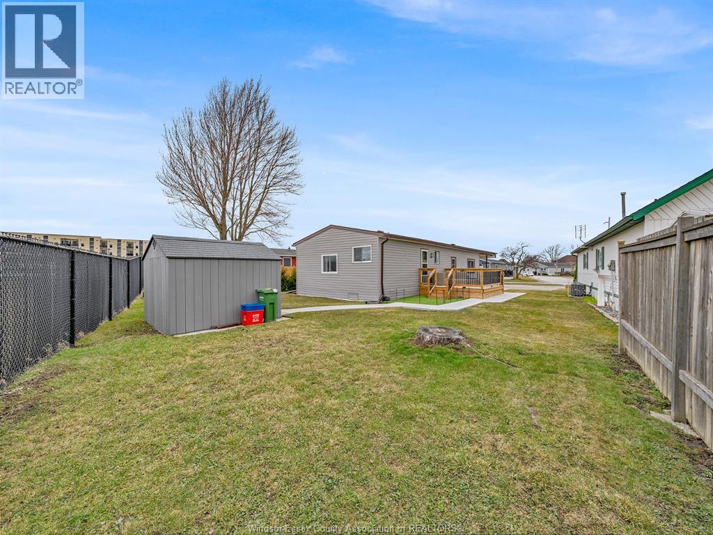 25 Parkside Drive, Mcgregor, Ontario  N0R 1J0 - Photo 25 - 26014755