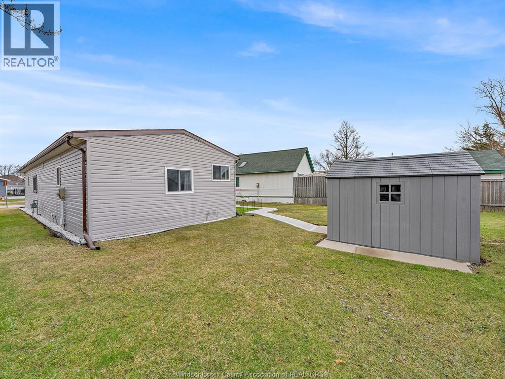 25 Parkside Drive, Mcgregor, Ontario  N0R 1J0 - Photo 27 - 26014755