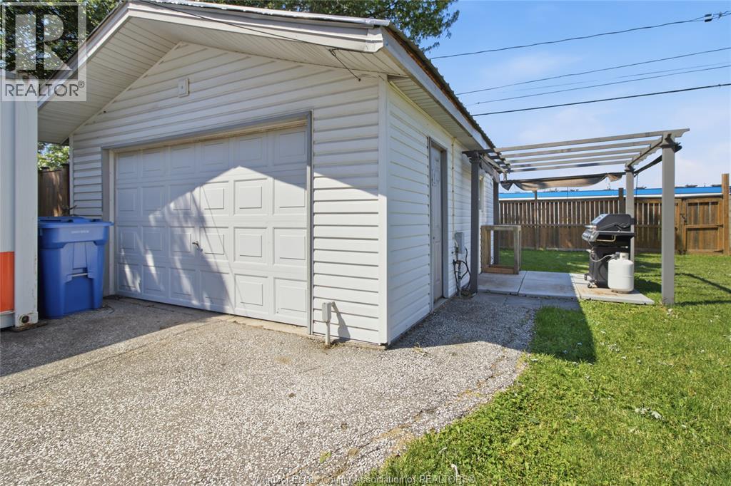 2625 Alexis Road, Windsor, Ontario  N8W 3Z8 - Photo 3 - 26014825