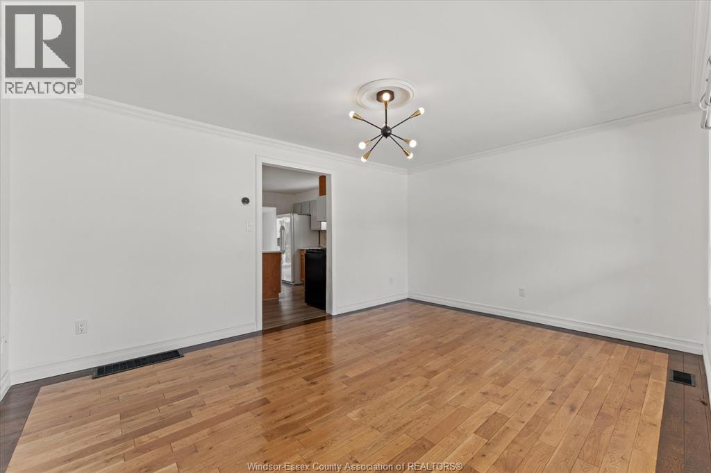 2163 Wellesley Avenue, Windsor, Ontario  N8W 2E8 - Photo 7 - 26014824