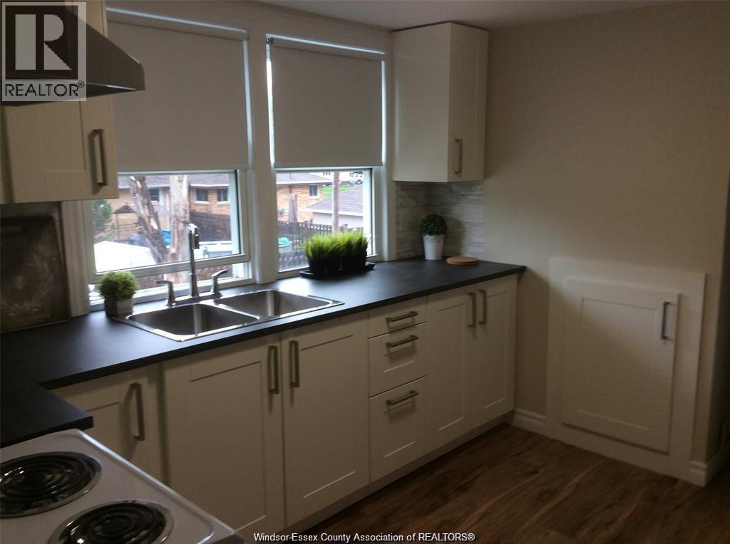 1909 Arthur Road Unit# Upper, Windsor, Ontario  N8W 4V5 - Photo 2 - 26014831