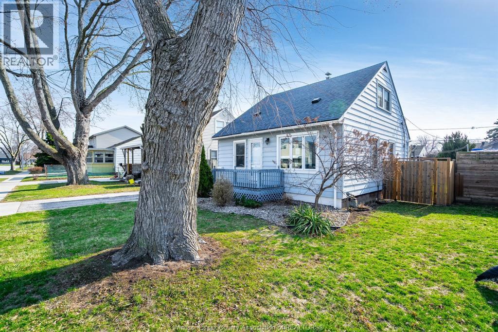 3759 Whitney, Windsor, Ontario  N9C 2C5 - Photo 22 - 26014849