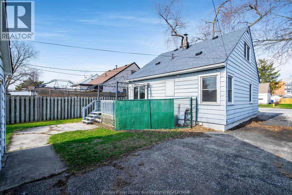 3759 Whitney, Windsor, Ontario  N9C 2C5 - Photo 25 - 26014849