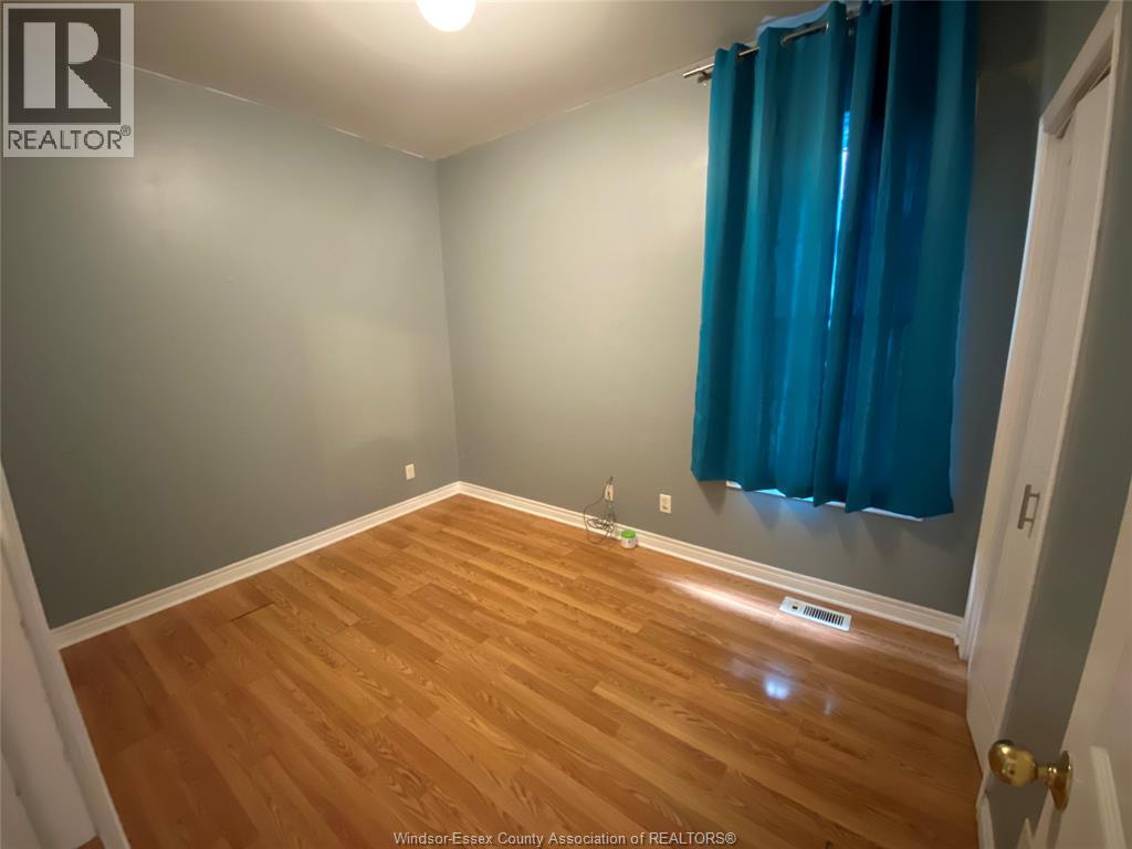 366 Bridge, Windsor, Ontario  N9B 2M4 - Photo 13 - 26014887