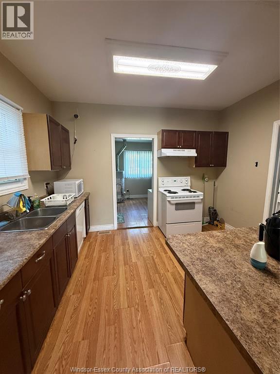 366 Bridge, Windsor, Ontario  N9B 2M4 - Photo 19 - 26014887