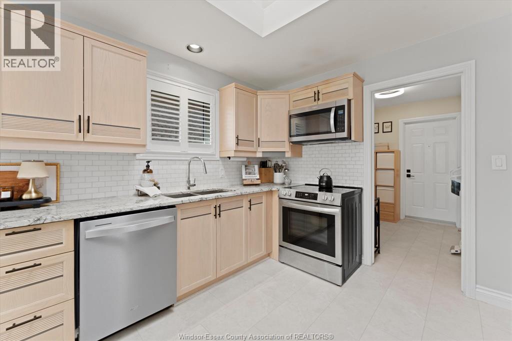 2689 Buttery Street, Windsor, Ontario  N9E 4L7 - Photo 11 - 26014886
