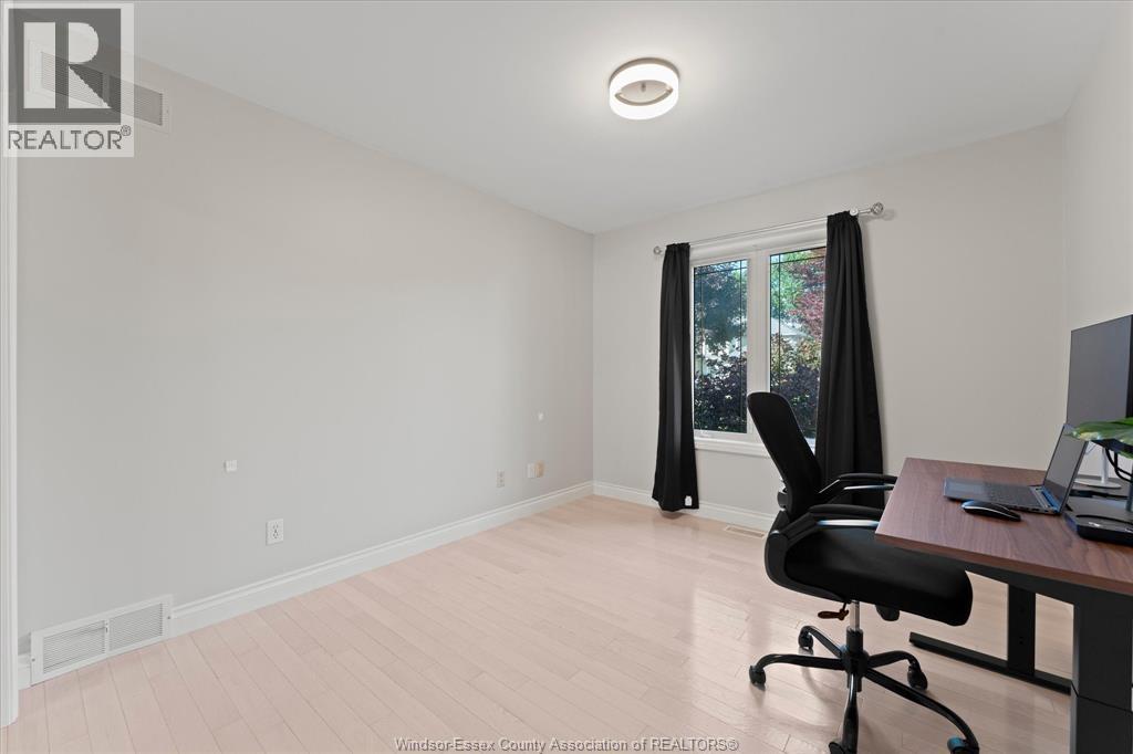 2689 Buttery Street, Windsor, Ontario  N9E 4L7 - Photo 20 - 26014886