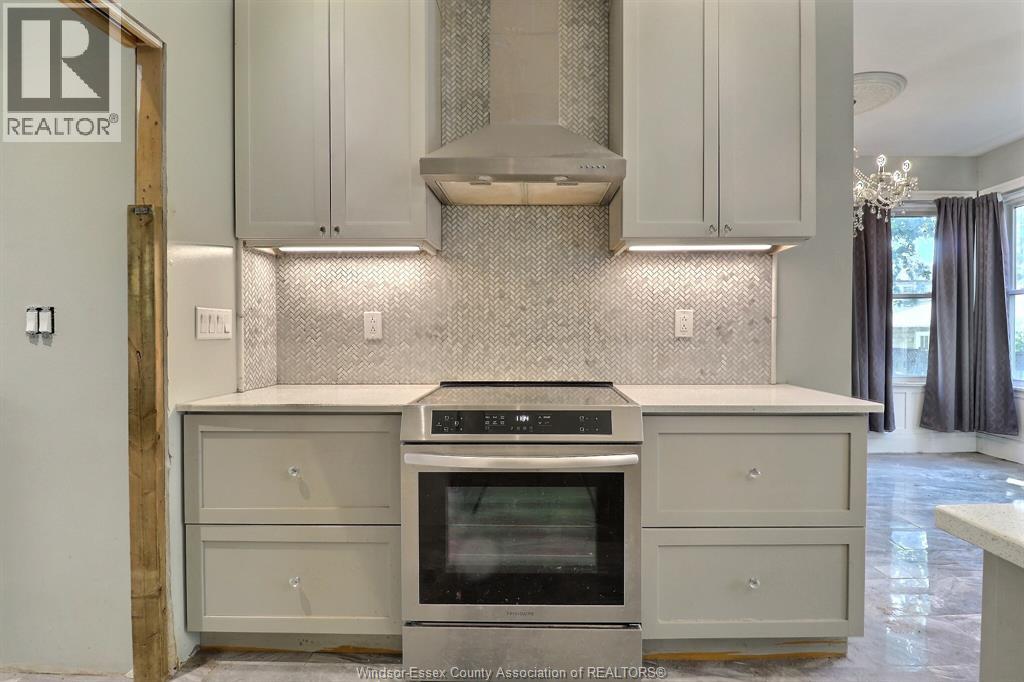 956 Victoria, Windsor, Ontario  N9A 4N4 - Photo 12 - 26014833