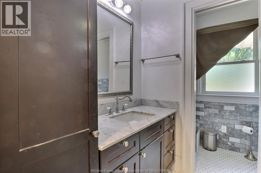 956 Victoria, Windsor, Ontario  N9A 4N4 - Photo 23 - 26014833
