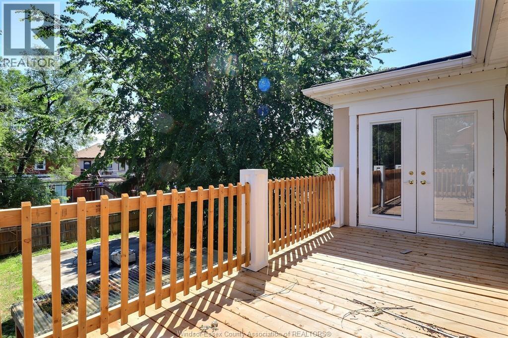 956 Victoria, Windsor, Ontario  N9A 4N4 - Photo 30 - 26014833
