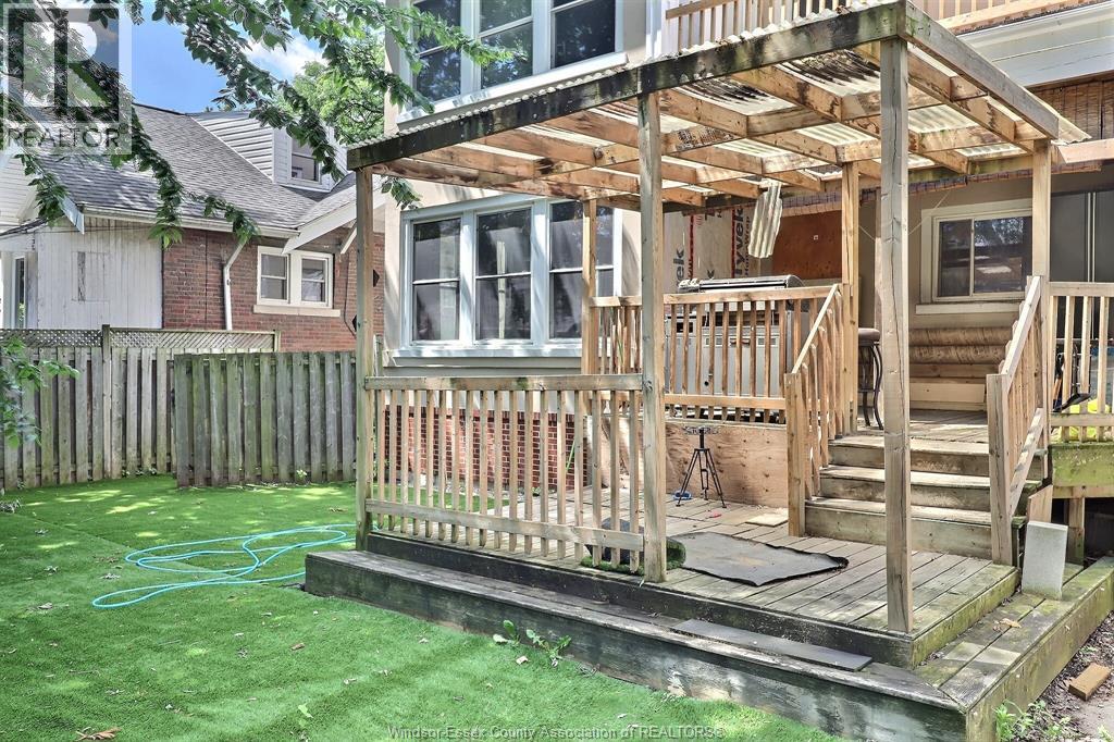 956 Victoria, Windsor, Ontario  N9A 4N4 - Photo 42 - 26014833