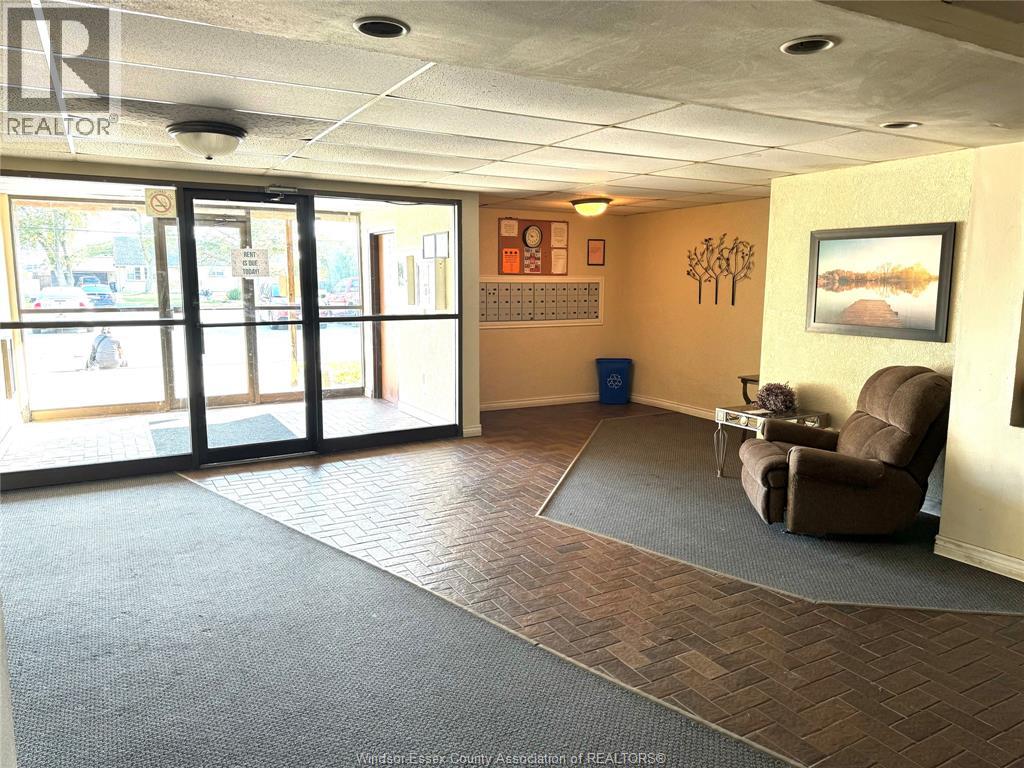 2565 Lauzon Road Unit# 101, Windsor, Ontario  N8T 2Z5 - Photo 2 - 26014906