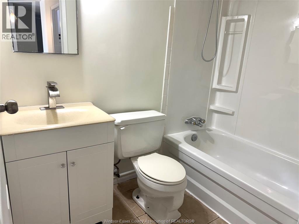 2565 Lauzon Road Unit# 101, Windsor, Ontario  N8T 2Z5 - Photo 9 - 26014906