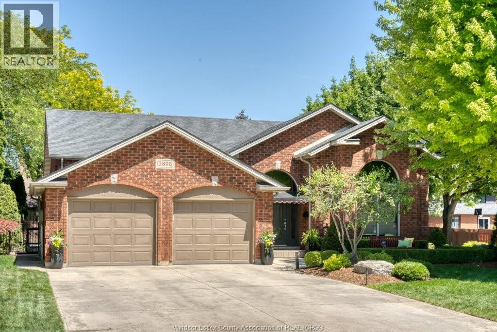 3898 Northway Avenue, Windsor, Ontario  N9G 2P9 - Photo 1 - 26014901