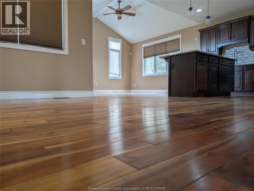 1377 County Rd 20 West, Kingsville, Ontario  N9Y 2E6 - Photo 35 - 26014918