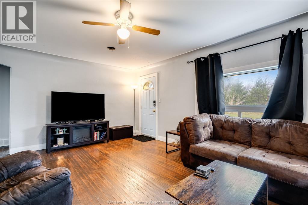 672 Talbot Road, Maidstone, Ontario  N0R 1K0 - Photo 6 - 26014960