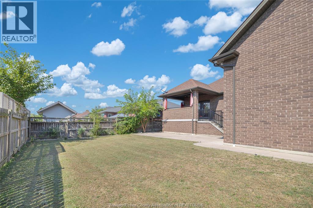 498 Sacred Heart Drive, Lasalle, Ontario  N9J 0A6 - Photo 45 - 26014967