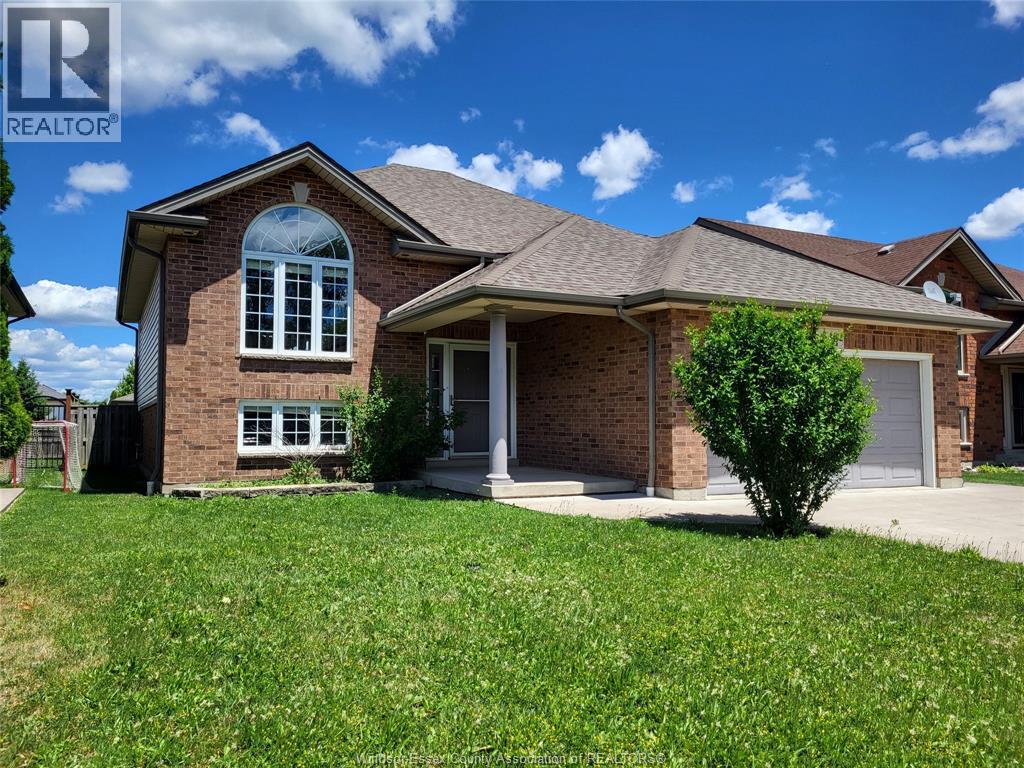 340 WHITE CRESCENT, Amherstburg, Ontario