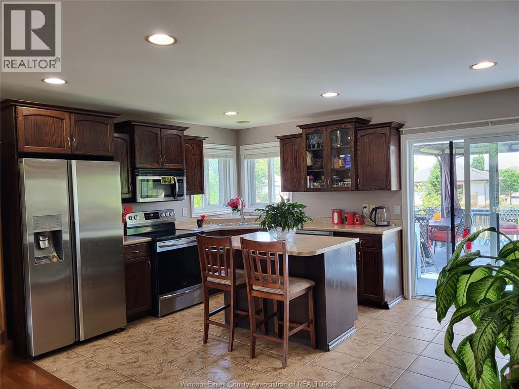 340 White Crescent, Amherstburg, Ontario  N9V 4C7 - Photo 9 - 26014919