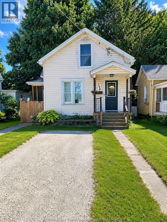 198 Raleigh, Chatham, Ontario  N7M 2N7 - Photo 1 - 26014993