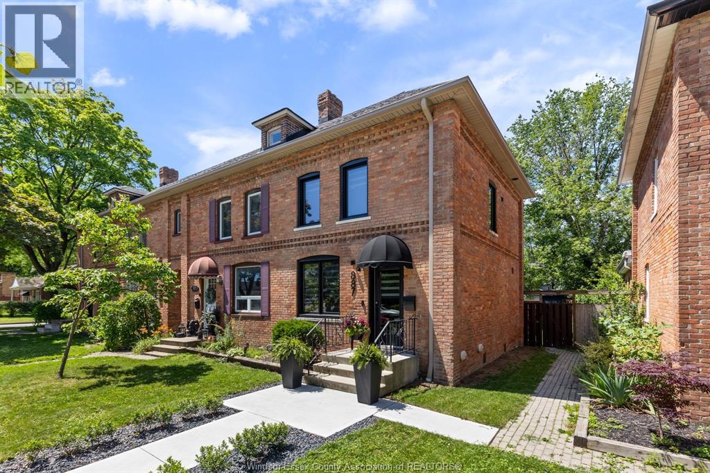 887 Monmouth, Windsor, Ontario  N8Y 3L5 - Photo 2 - 26014750