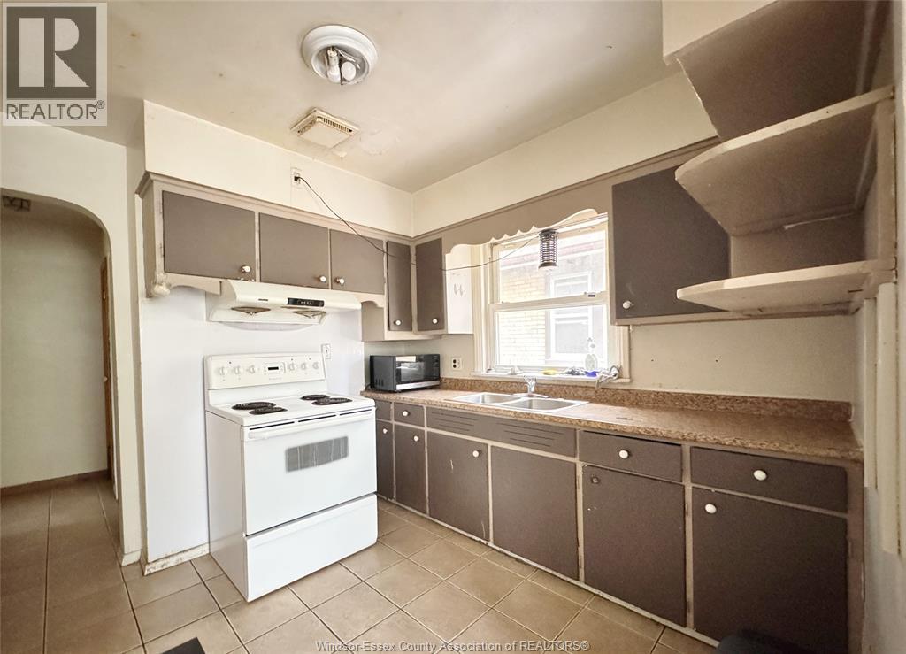 3006 Alexander Avenue, Windsor, Ontario  N9C 1G5 - Photo 11 - 26014997