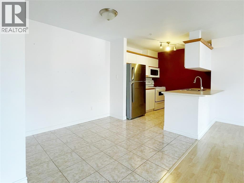 1547 Grand Marais Road West Unit# 211, Windsor, Ontario  N9E 4W3 - Photo 6 - 26014992