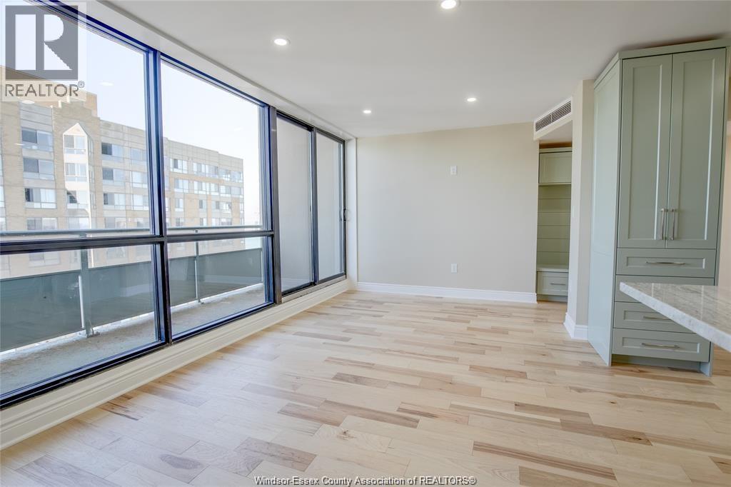 111 Riverside Drive East Unit# 1607, Windsor, Ontario  N9A 2S6 - Photo 12 - 26014974