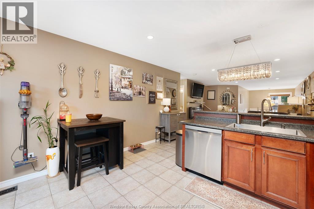 11834 Rockland, Windsor, Ontario  N8P 1Z5 - Photo 14 - 26015022