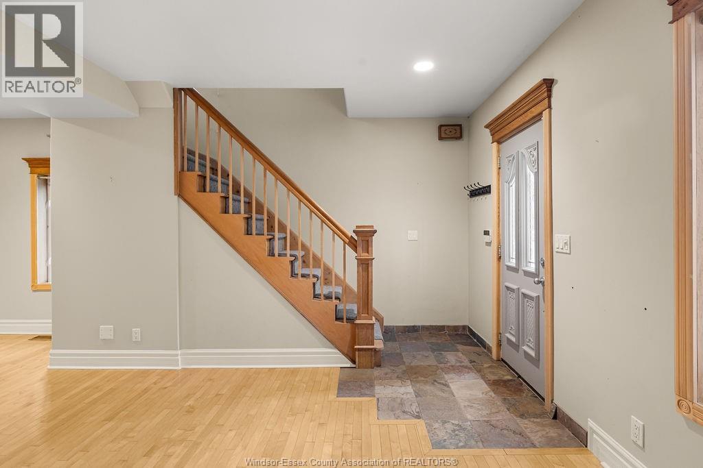 803 Monmouth Road, Windsor, Ontario  N8Y 3L5 - Photo 9 - 26015021
