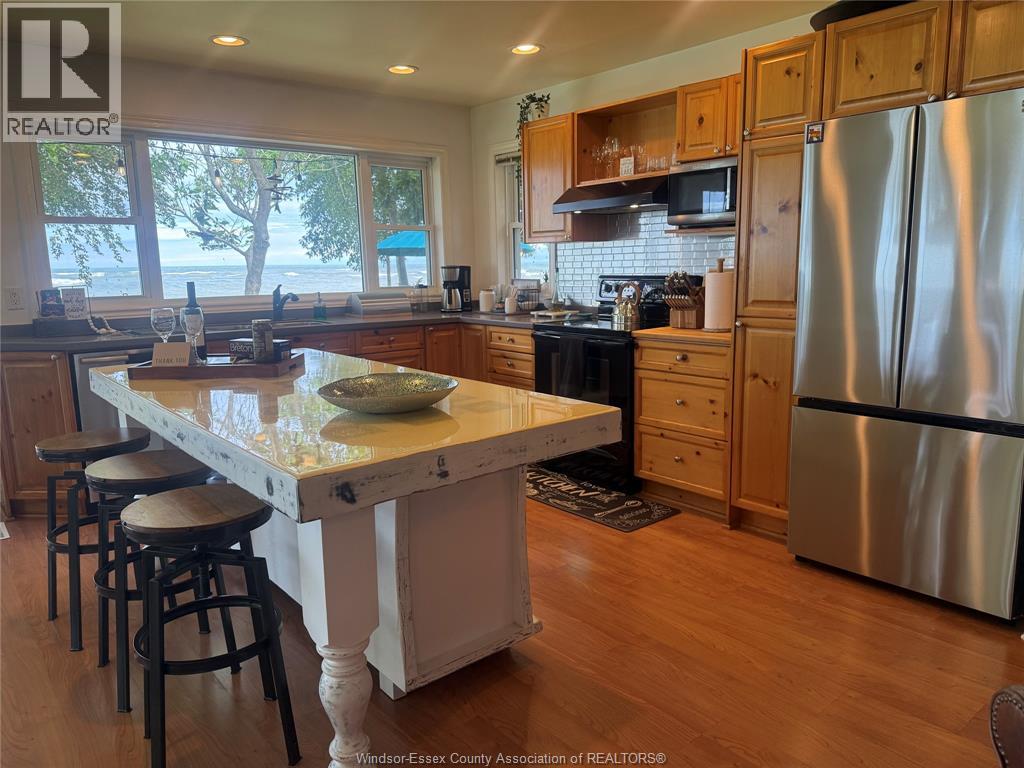 69 East Shore Road, Pelee Island, Ontario  N0R 1M0 - Photo 13 - 26014909