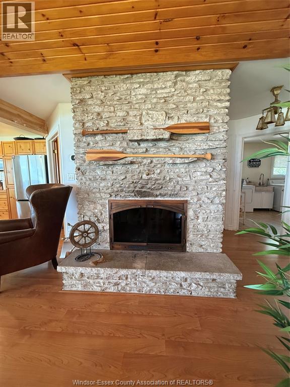 69 East Shore Road, Pelee Island, Ontario  N0R 1M0 - Photo 16 - 26014909