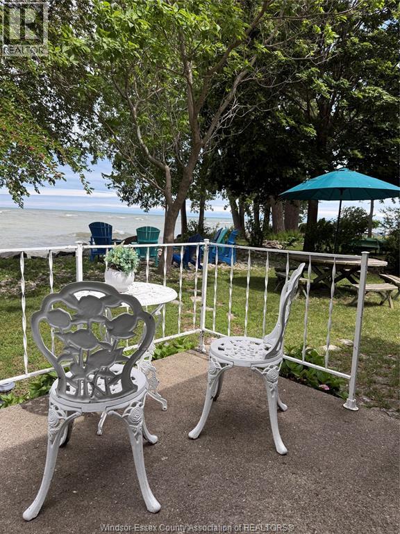 69 East Shore Road, Pelee Island, Ontario  N0R 1M0 - Photo 5 - 26014909