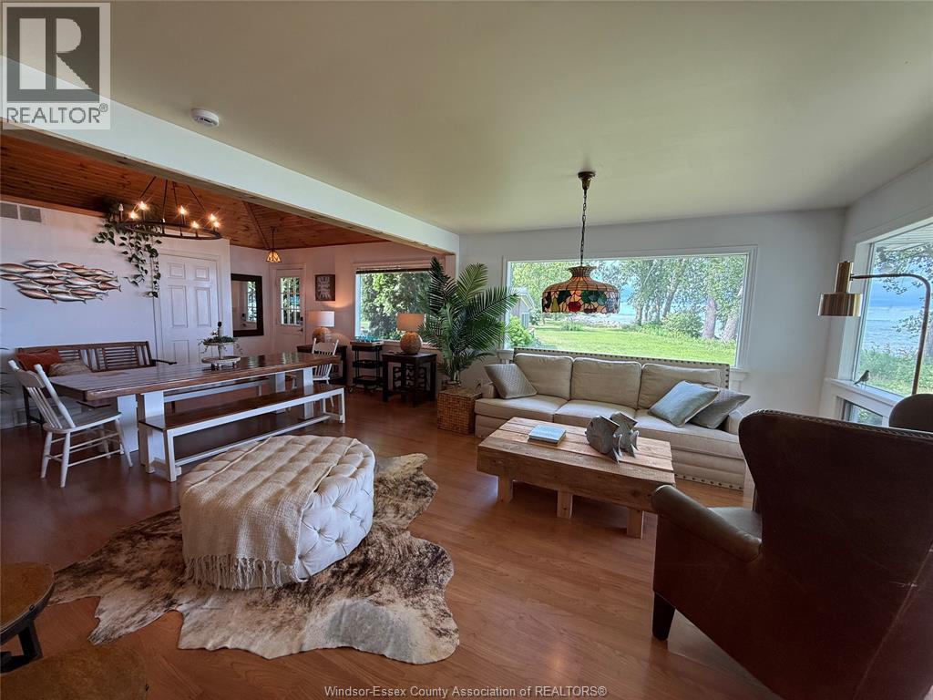69 East Shore Road, Pelee Island, Ontario  N0R 1M0 - Photo 9 - 26014909