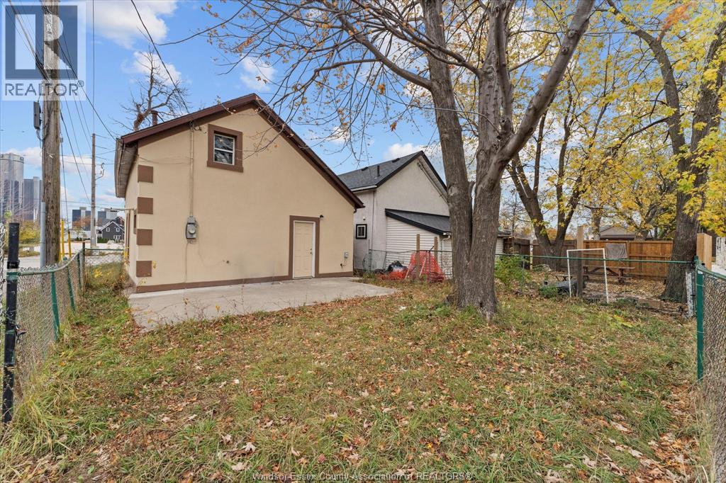 559 Chatham Street East, Windsor, Ontario  N9A 2X2 - Photo 30 - 26015043
