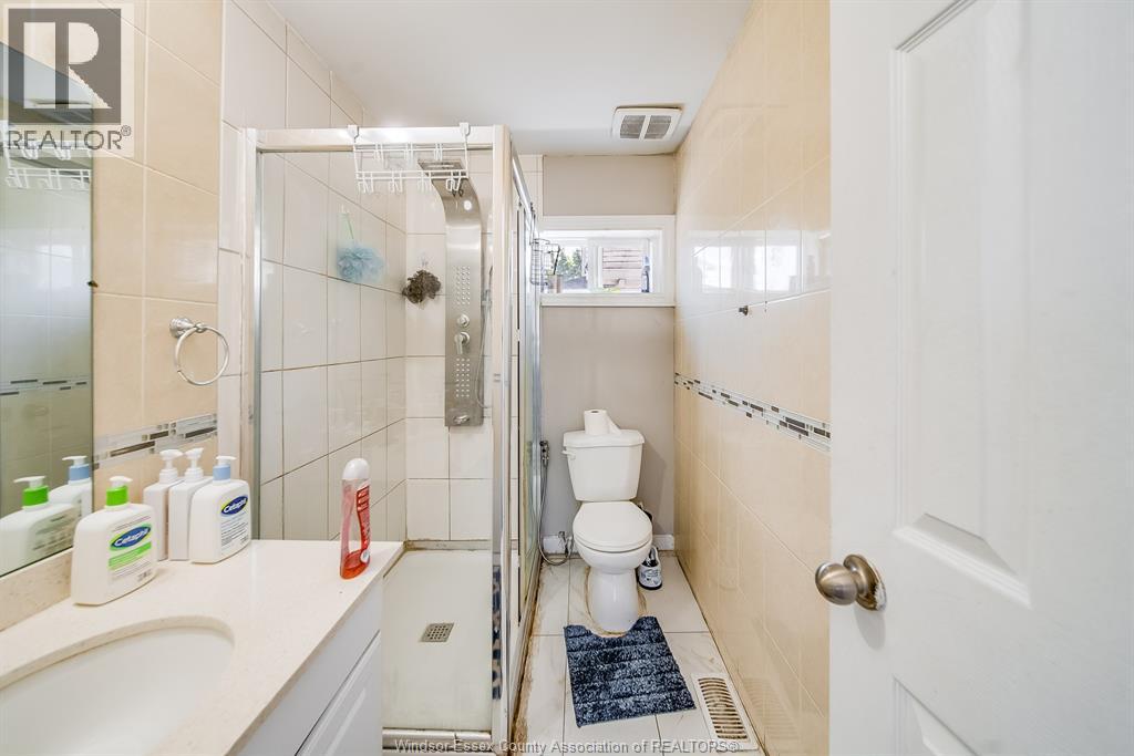 773 Bridge Avenue, Windsor, Ontario  N9B 2M5 - Photo 9 - 26015039