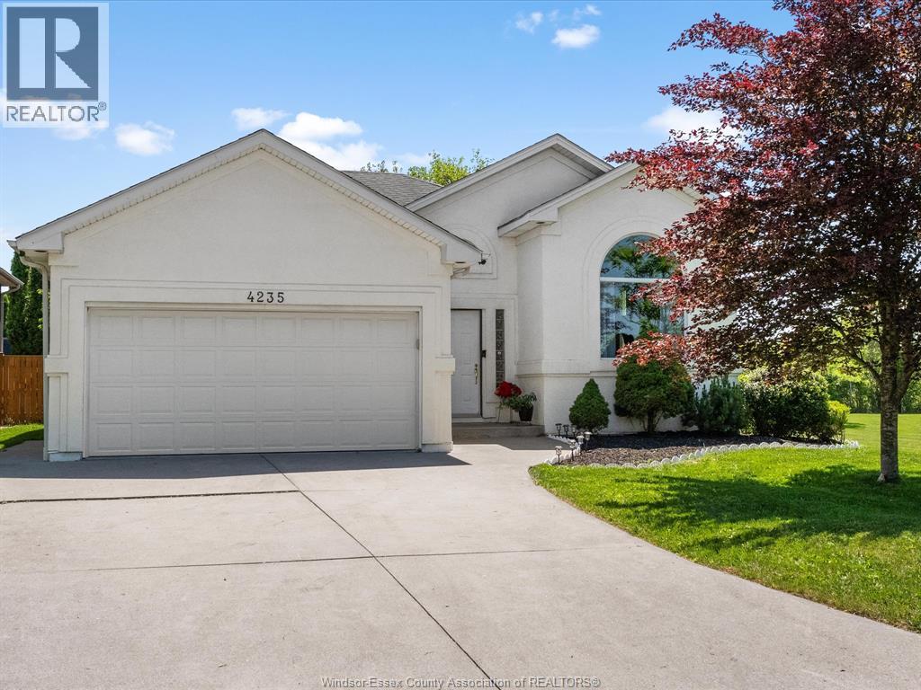 4235 Providence Crescent, Windsor, Ontario  N9G 2V3 - Photo 2 - 26015038