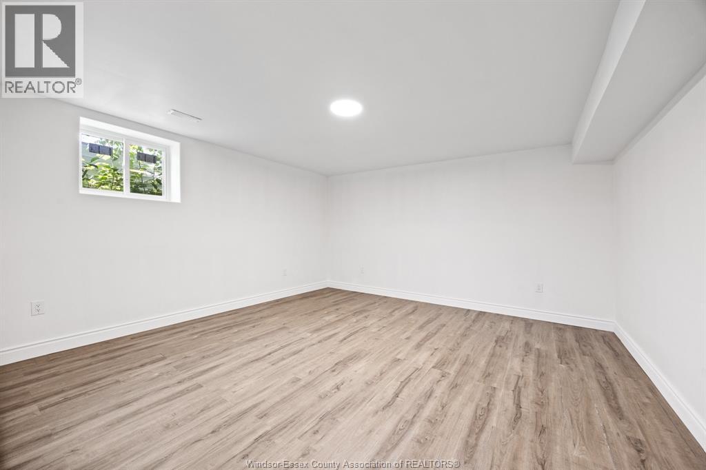 61 Pereira, Harrow, Ontario  N0R 1G0 - Photo 25 - 26015074