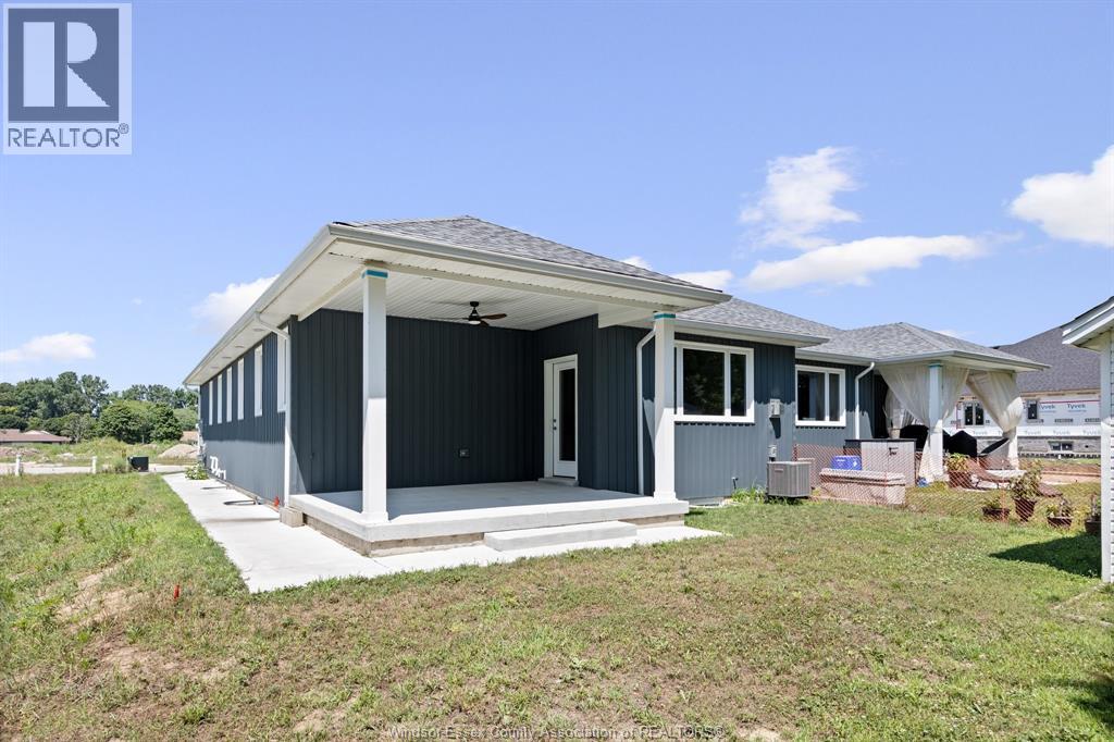 61 Pereira, Harrow, Ontario  N0R 1G0 - Photo 27 - 26015074