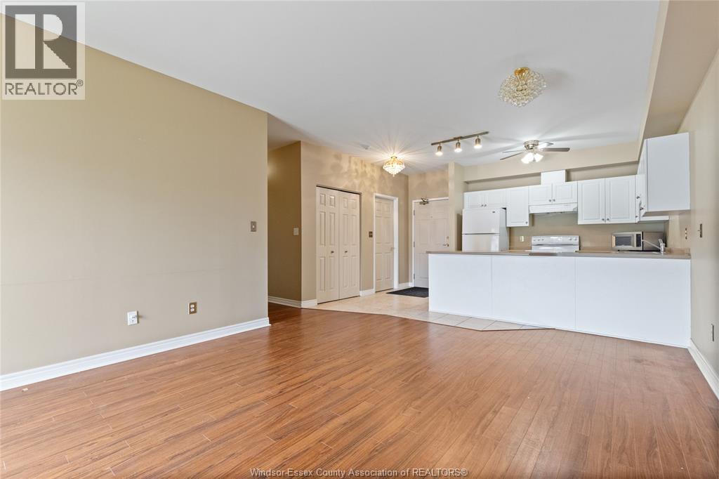 5995 Ellis Street Unit# 104, Lasalle, Ontario  N9H 2P1 - Photo 12 - 26015080