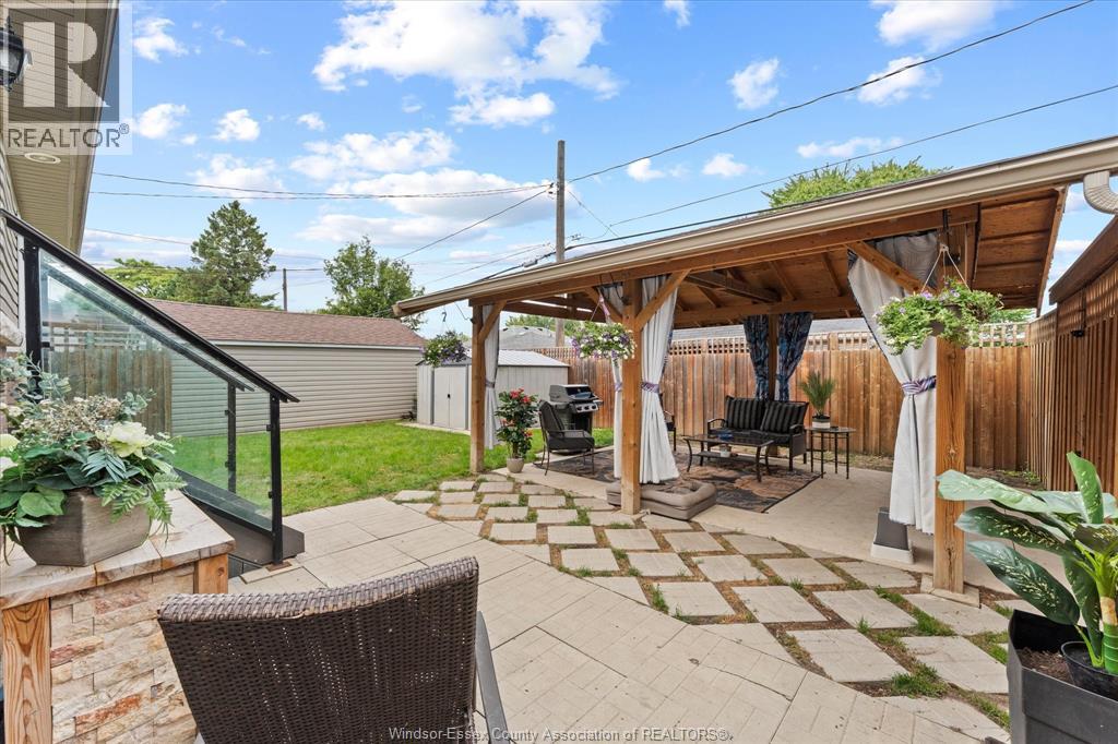 2498 Bernard, Windsor, Ontario  N8W 4S1 - Photo 23 - 26015078