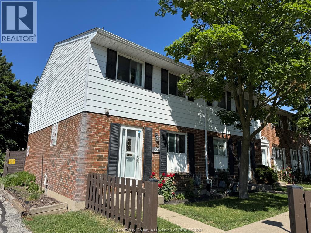 3093 Meadowbrook Lane Unit# 14, Windsor, Ontario  N8T 3C5 - Photo 1 - 26015061