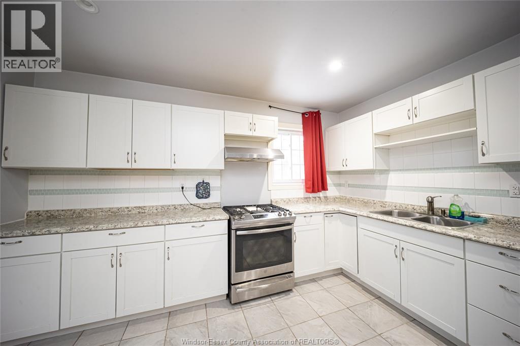 894 University Avenue, Windsor, Ontario  N9A 2Z9 - Photo 21 - 26015035