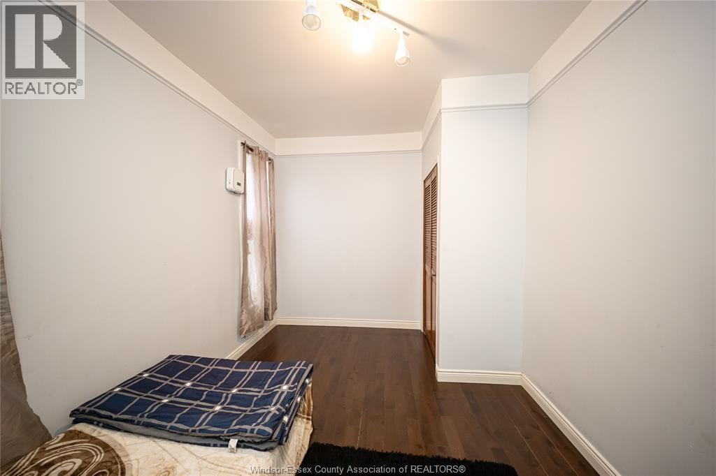 894 University Avenue, Windsor, Ontario  N9A 2Z9 - Photo 28 - 26015035